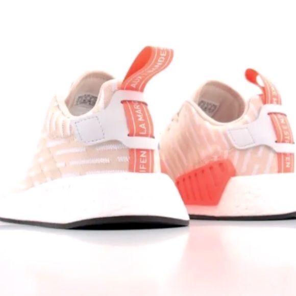 Adidas NMD R2 Primeknit Mens Sneakers Size 10.5 - Picture 2 of 9